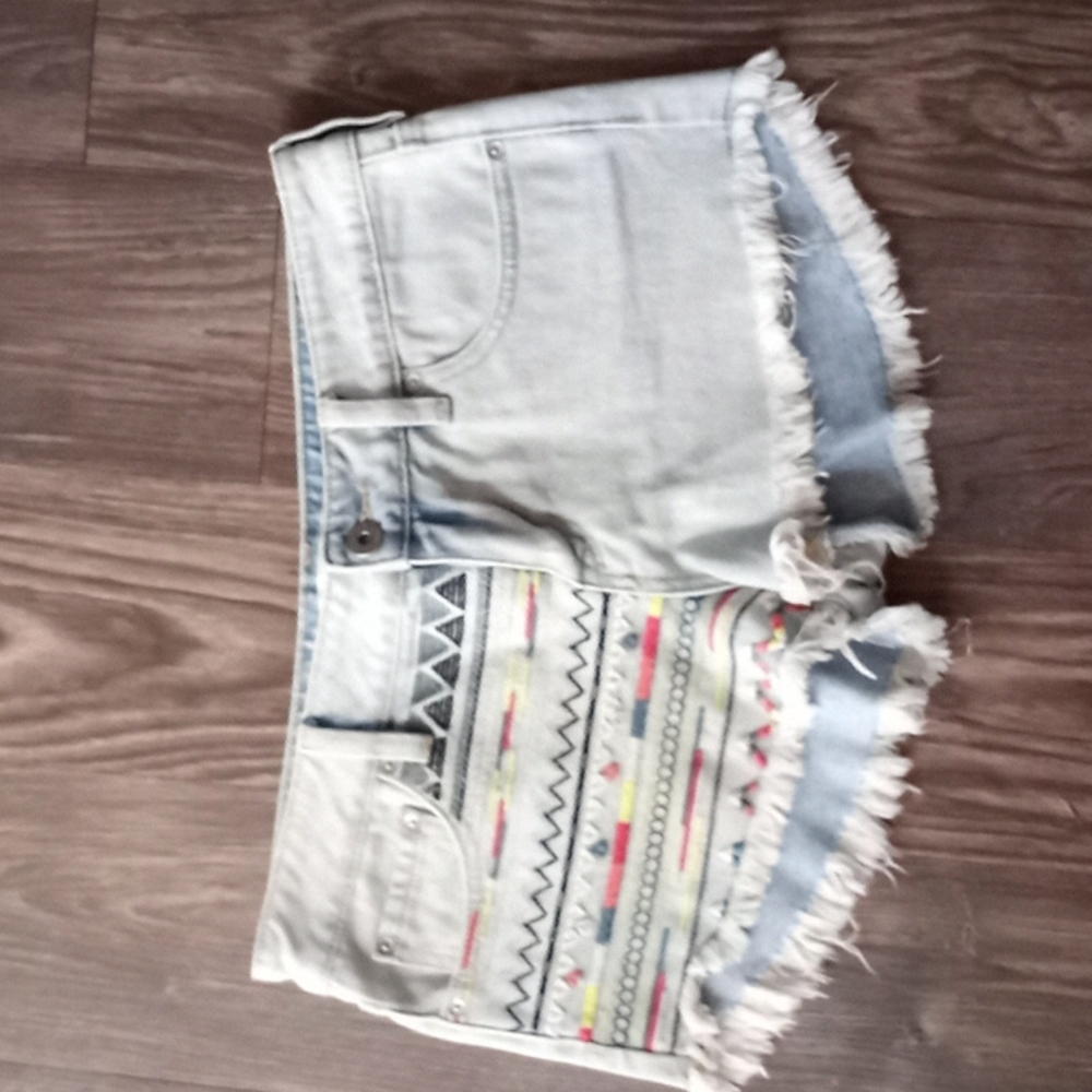 Pacsun: Bullhead denim shorts